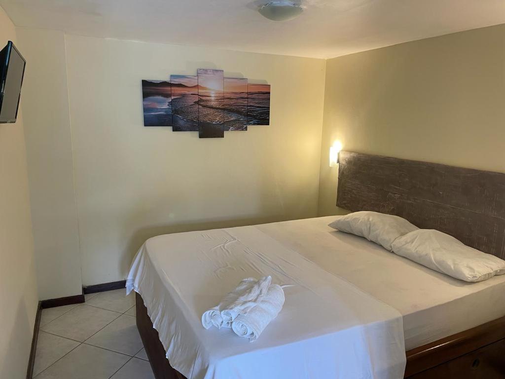 Casa Do Leao Suites *